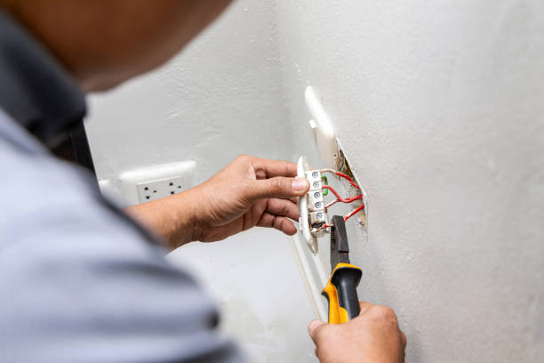 Best Outdoor Lighting Installation  in Gunnison, UT